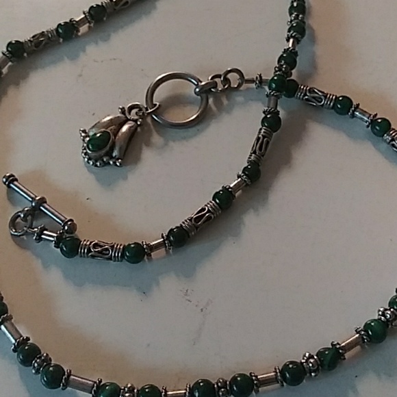 Jade and Sterling necklace - Picture 3 of 4